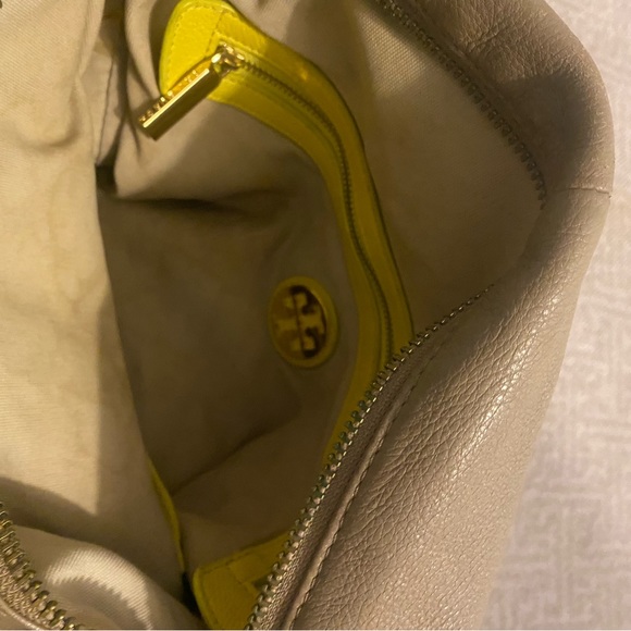 Tory Burch one handle shoulder bag - Picture 5 of 13